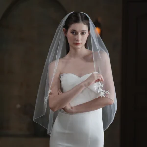 V843 Elegant Bridal Veil One-Layer Plain Tulle Lace Appliqued White Fingertip Brides Headdress Veil for Wedding Dress